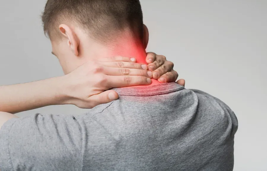 neck pain chiropractor in Fargo